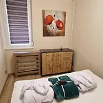 Queen Emma's Place